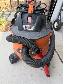 Heavy Duty RIDGID Wet/Dry Vacuum