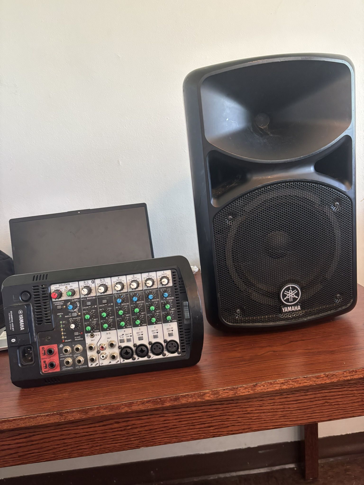 Yamaha Speaker Stagepas 400bt + Portable PA System
