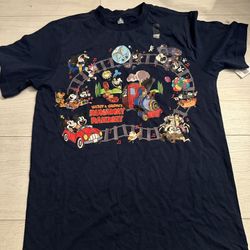 New Disney mickey and minnie's runaway railway tee shirt size S