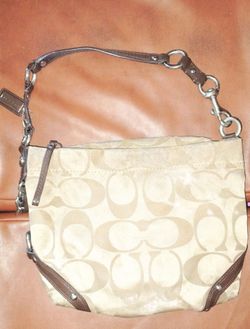 Coach Signature Canvas Shoulder Bag