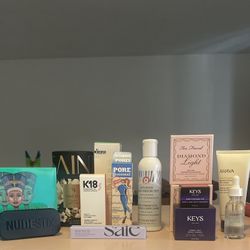 Make Up/ Skin Care 