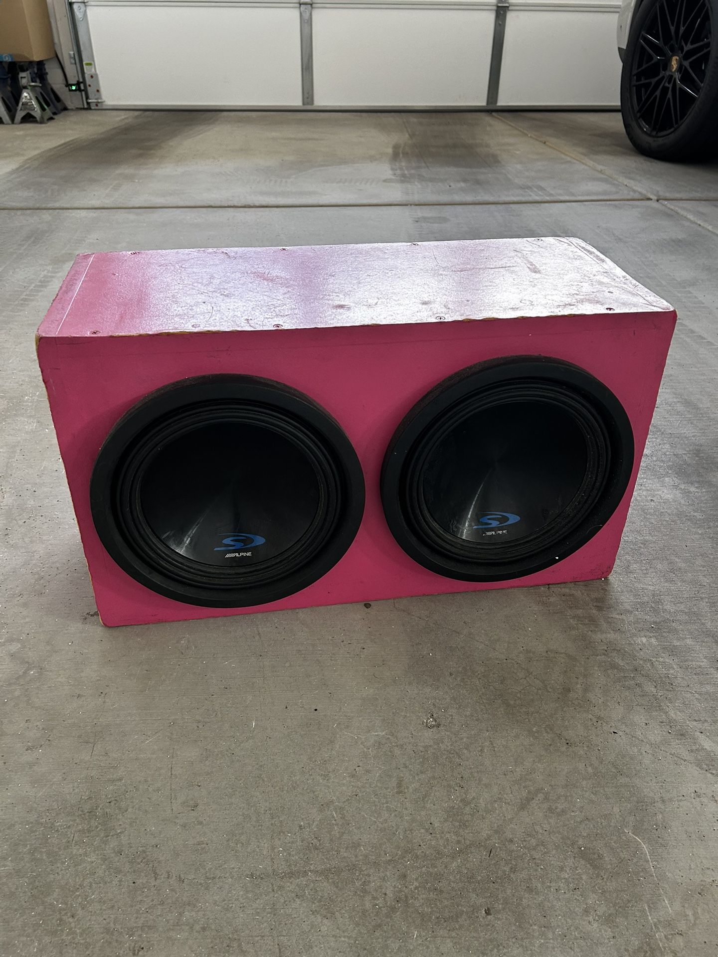 Dual 12" Alpine Subwoofers in custom box