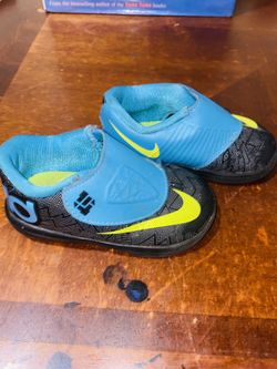Kids shoes NIKE
