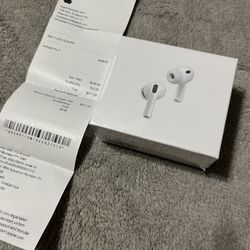 airpod pro 3’s with receipt 