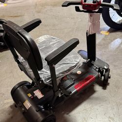 FOLDING MOBILITY SCOTER MOTIR 350W- SPEED 5MPH-RANGE 8MILES -CAPACITY 265Lbs