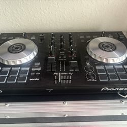 Full DJ set up