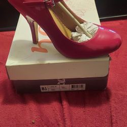 Size 8 1/2 Red Shoes 