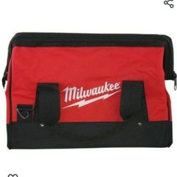 17" MILWAUKEE TOOL BAG 