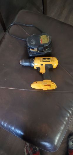 Gerald gun and charger