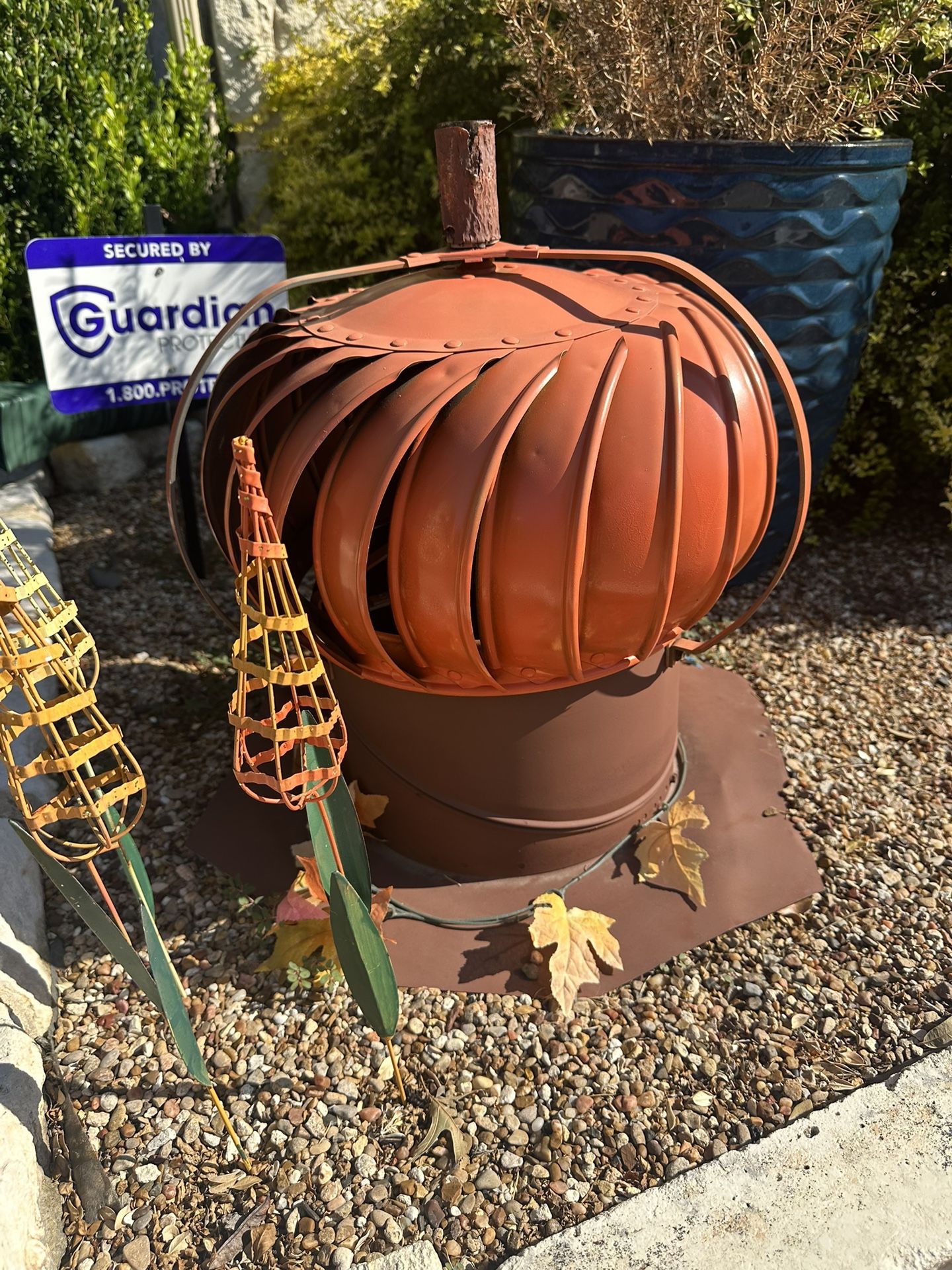 Set of 2 spinning pumpkins