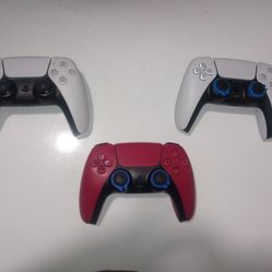 PlayStation 5 Controllers