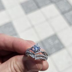 Gorgeous 1/2 Carat VS1, Color G, Size 5