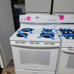 GE Coils Electric Stove White Working Perfectly 4-months Warranty 