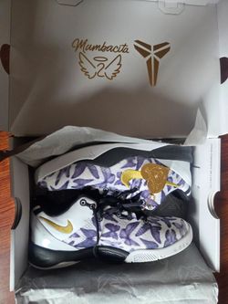 Nike Kobe 8 'Mambacita' 6Y White Black Gold Sneakers FN0266-102