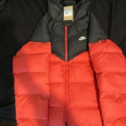 Nike Storm Fit Puffer Coat