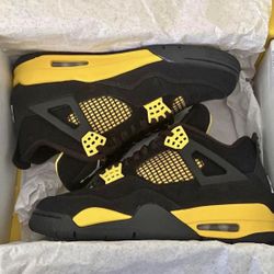 Jordan 4’s
