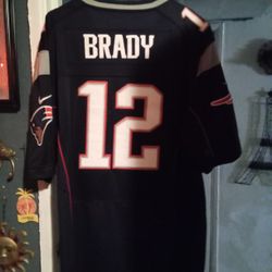 NFL Jersey Patriots Brady 12 ( 52 On Field)