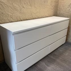 White Ikea Malm 6 Drawer Dresser - Local Delivery for a Fee - See My Items 