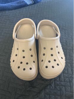 Crocs Size W8