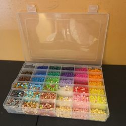Assortment Of Jewelry Making Craft Beads Mix In Clear Case With 36 Slots