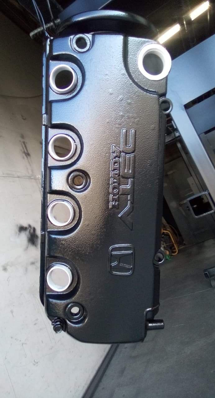Powder coated d16y8 valve cover