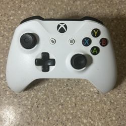 USED XBOX ONE CONTROLLER 