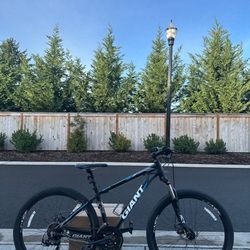 Giant ATX 2 Mountain Bike Aluminium Bicycle LIKE NEW