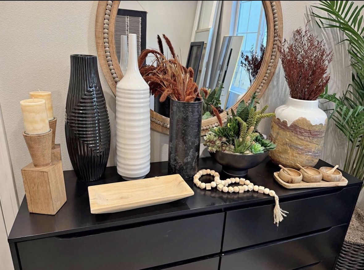 Model home decor; New!