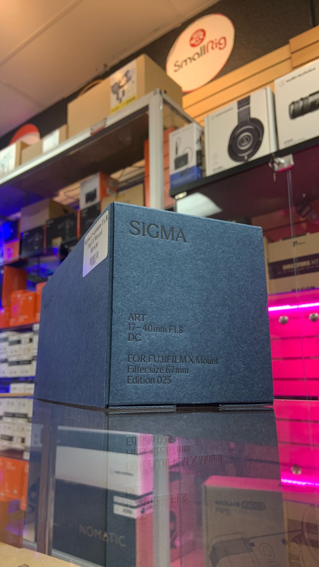Sigma 17-40mm F/1.8 Fuji X Mount Lens