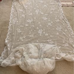Long Lace