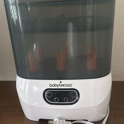 Baby brezza sterilizer and dryer