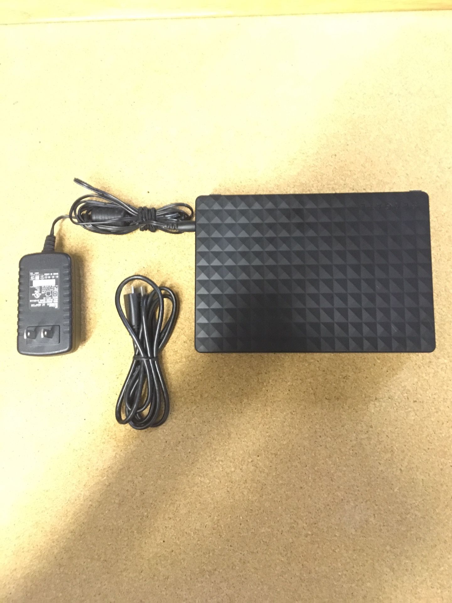 SEAGATE - 5TB External Hard Drive Model: SRDONF2