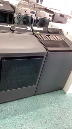 Washer 5.3 cub ft and dryer gas 8.0 cub ft top load LG Black