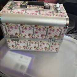 Make Up Box