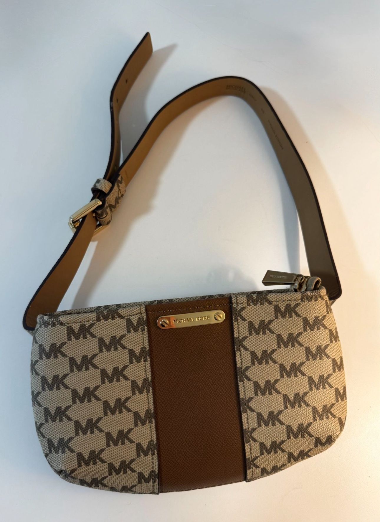Micheal Kors Purse 
