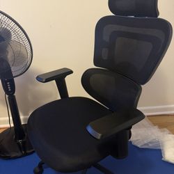 Ergonomic Office Chair And L Shape KCPER Desk For Sale. 