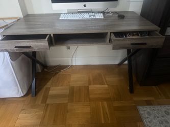 Computer desk
