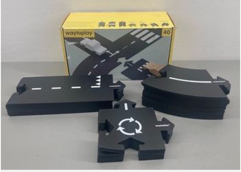 Waytoplay King of the Road Flexible Toy Track – 39 Pieces – Like New
