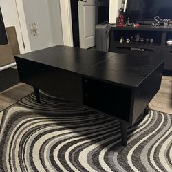 Lift up coffee table