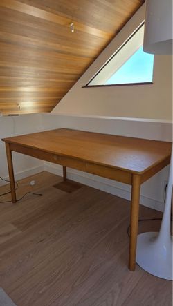 Design Within Reach Hans Wegner AT-305 Solid Oak 6 Drawer Writing Desk – Mid Century Modern