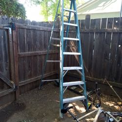 8 Foot Fiberglass Werner Ladder 