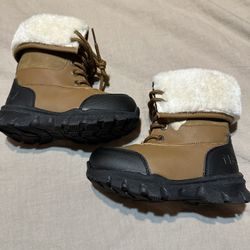 Nautica Snow Boots Kids Size 9