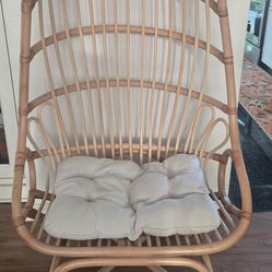 Egg Chair and Day Bed
