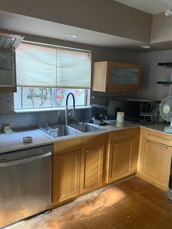 Kitchen Cabineta & Rolling island