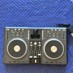 Numark Mixtrack DJ Controller – missing fader cap