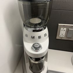 SMEG Coffee Grinder