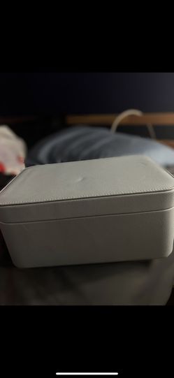 Jewelry Box Thumbnail