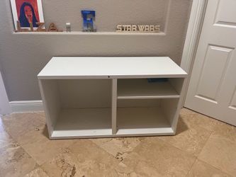 Ikea shelf w 47.5  h26 d19