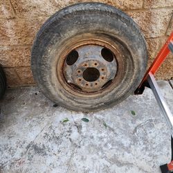 1974 1 Ton 8 Lug Split Rim