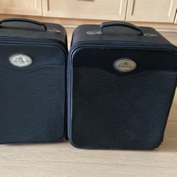 2 ZD Adolfo Design Wig Travel Box With Shoulder Strap